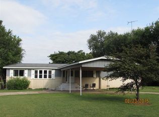 319 N Maine St, Hunter, OK 74640