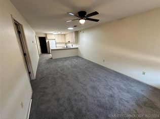 1801 S Peaceable Rd APT 8, McAlester, OK 74501