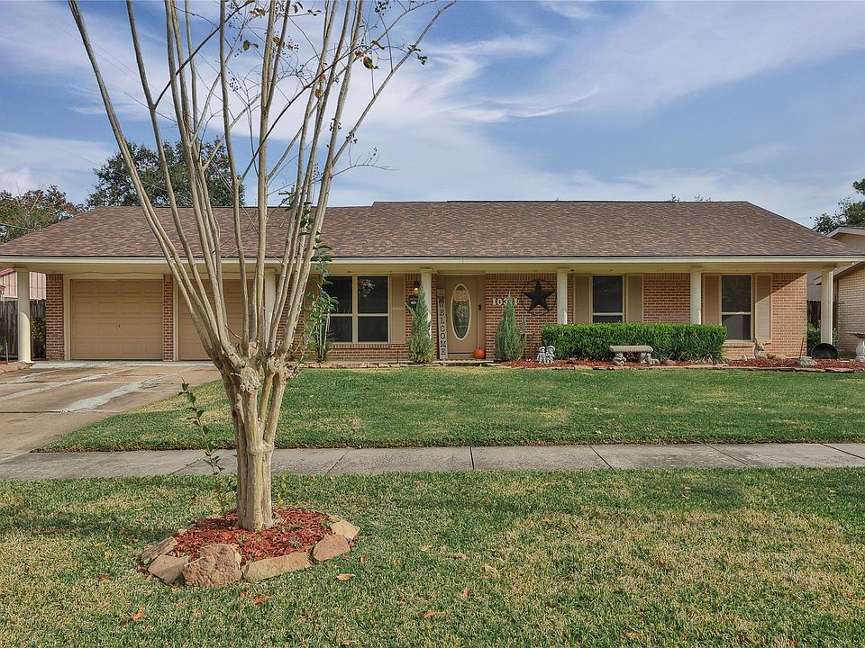1st image of 10311 Carlow Ln