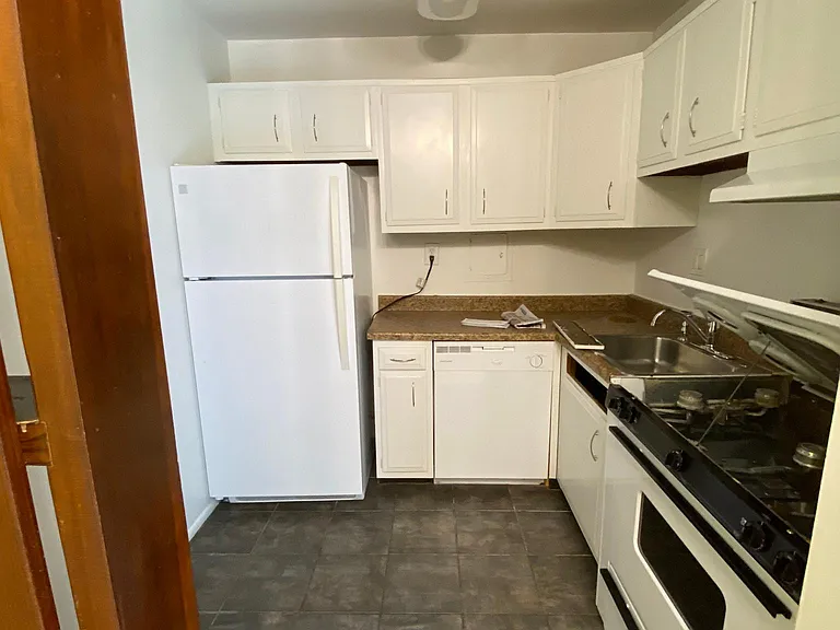 3225 University Blvd W #12 — Photo 4