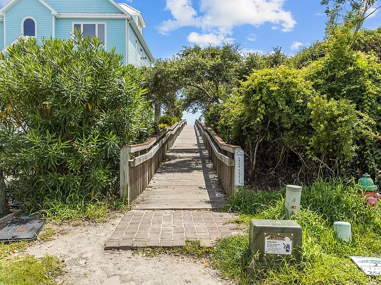 public beach access (less than half a mile walk)