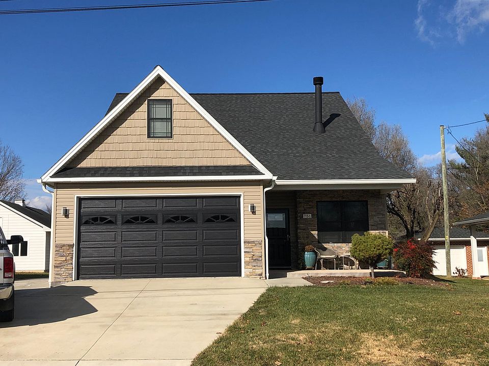 1st image of 751 Elmwood Dr