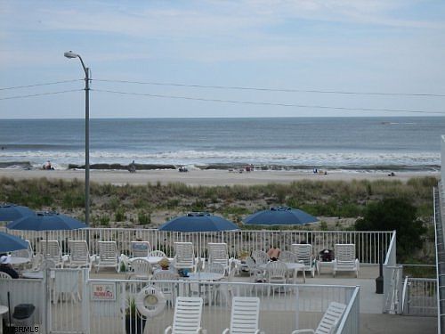 2nd image of 1670 Boardwalk #7