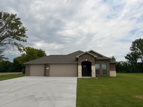 711 Prairie Lane, Carl Junction, MO 64834