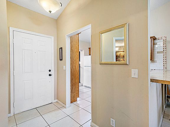 4th image of 89 Via De Casas Norte