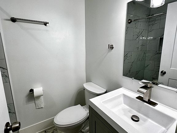 2nd image of 2661 W Medill Ave #G