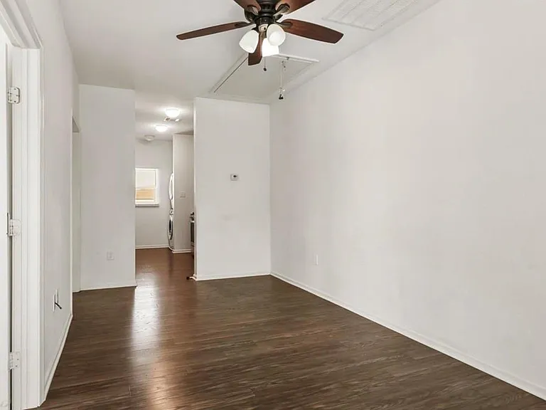 701 N Main St #C — Photo 10