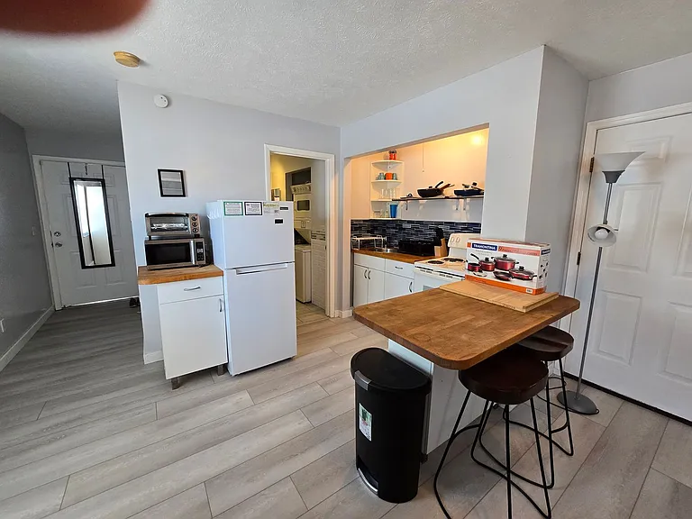 1014 Mecca Dr — Photo 27