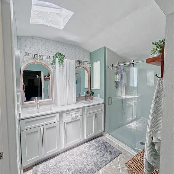 10744 Creek Dr — Photo 12