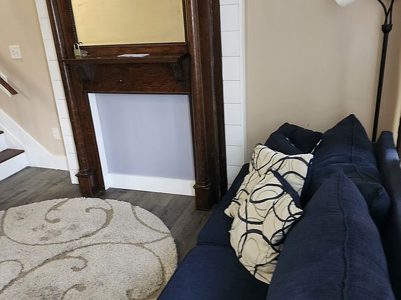 3rd image of 2023 McHenry St