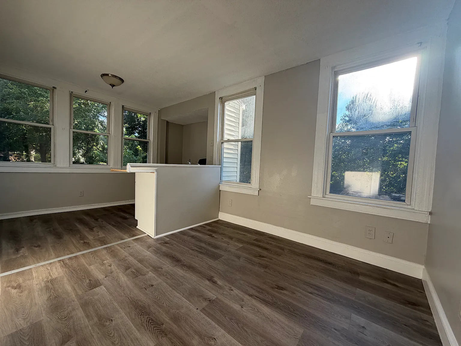 1 bed, 500 sqft, $1,095 — Photo 2