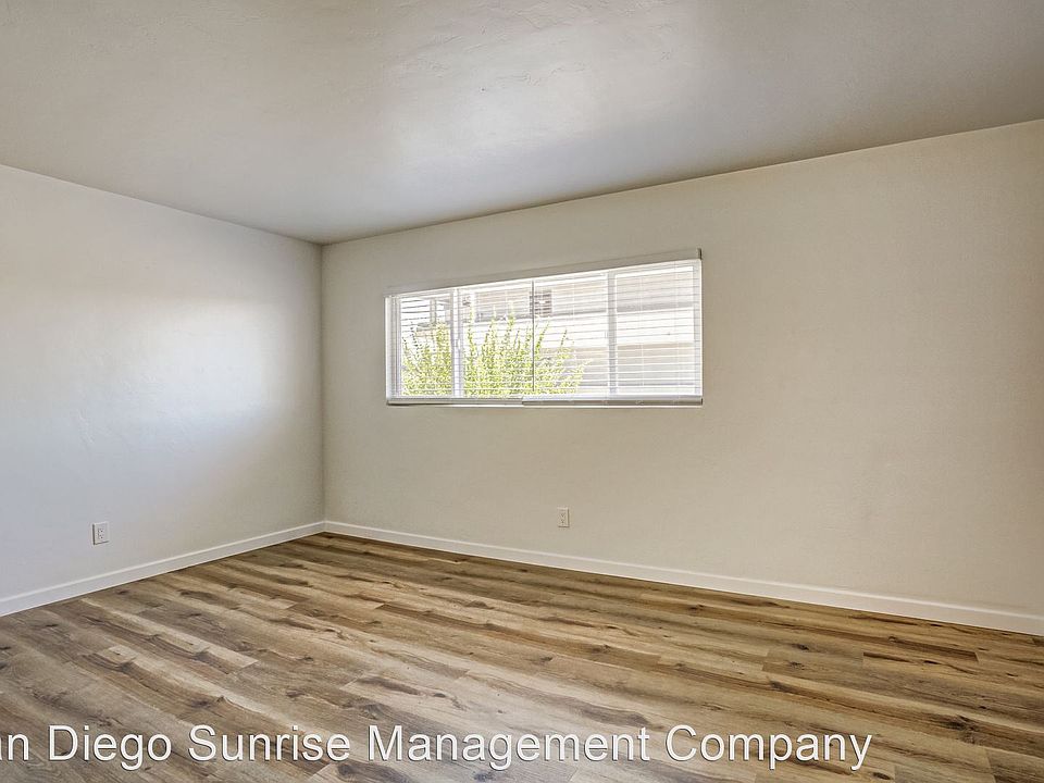 1st image of 4119-4123.5 Kansas St #1/2