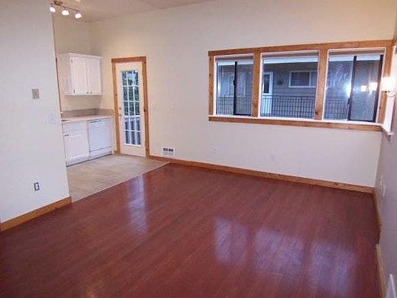 4th image of 2020 NW 58th Street # Top Floor
