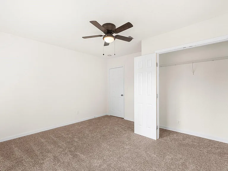 1309 Bragg St — Photo 22