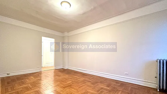 Rented by Sovereign Associates | media 11