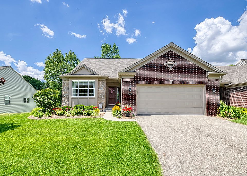 1st image of 3001 Woodridge Cir NE
