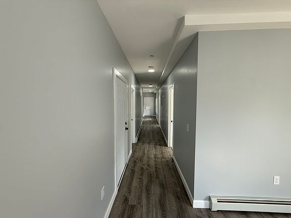 4th image of 126 Cross St #2