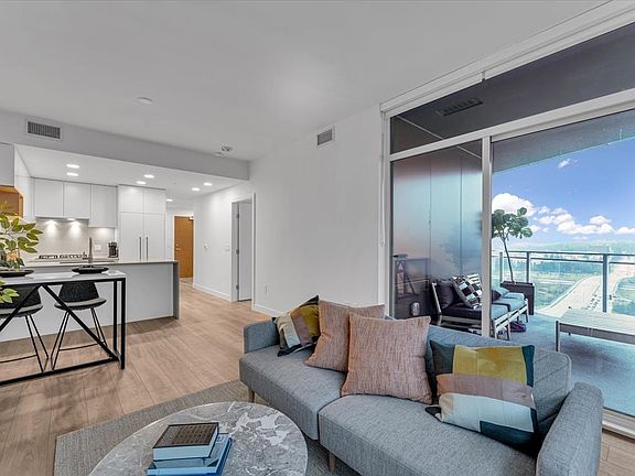 2nd image of 1706-4433 Alaska St #1706