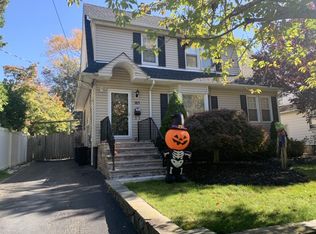 165 Somerset Rd, Norwood, NJ 07648