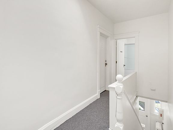 2nd image of 2507 Wetmore Ave #4