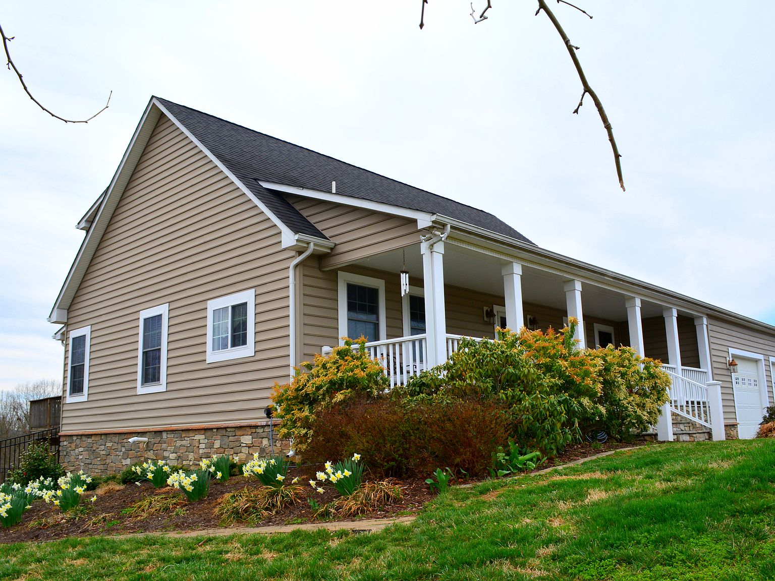 490 Poor House Rd, Front Royal, VA 22630 Zillow