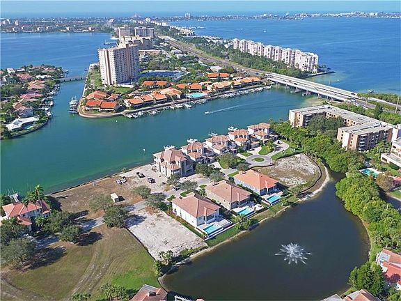 2nd image of 17 Bayfront Ct S