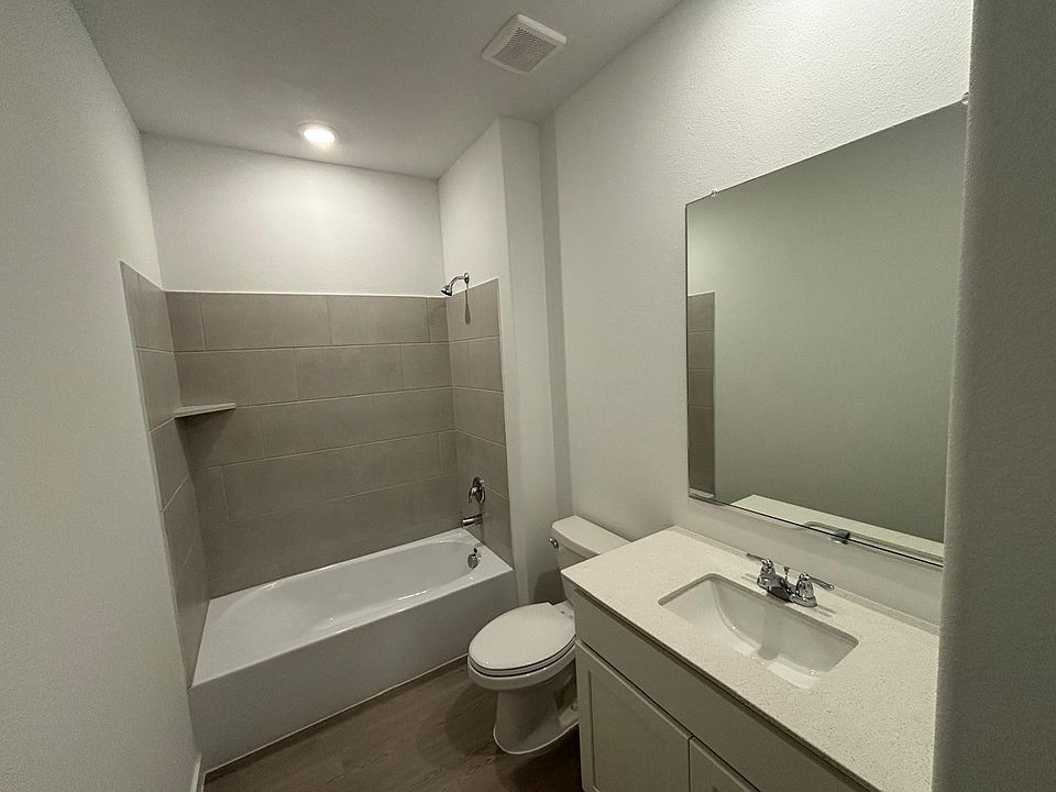1st image of 1325 Francesca Dr