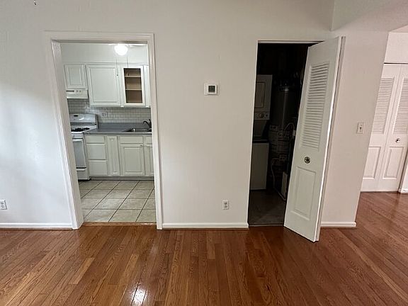 5th image of 2517 Hydraulic Rd APT 68