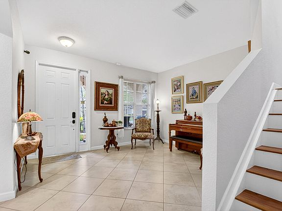 4th image of 4652 Capital Drive