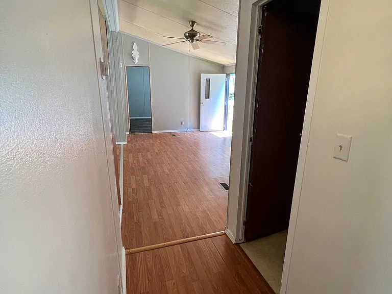 201 Ivycrest St — Photo 9