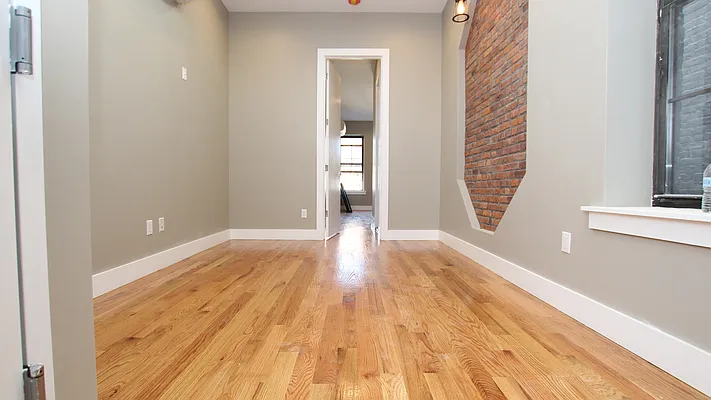Rented by Nooklyn NYC LLC | media 24