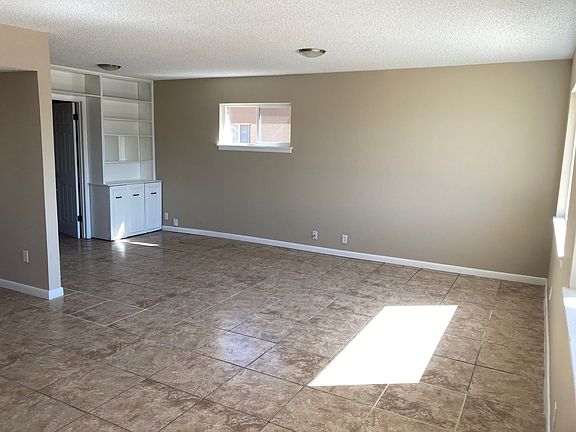2nd image of 5605 Edinburg Dr