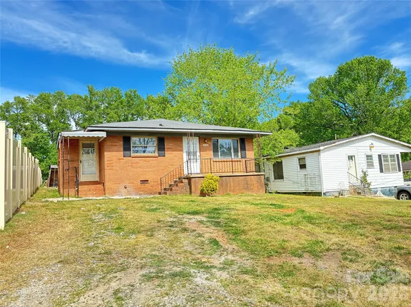1320 Kenly St, Salisbury, NC 28144