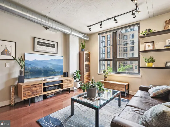 2125 14th St NW APT 304, Washington, DC 20009