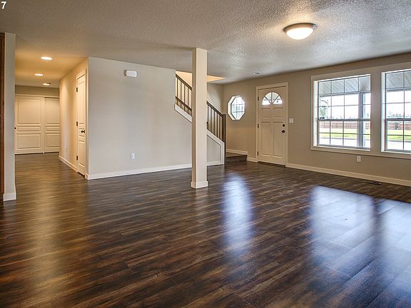 3rd image of 7901 NE 171st Ave