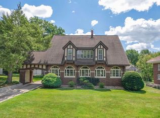 2525 W 4th St, Waterloo, IA 50701