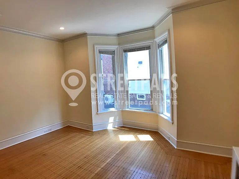 59 Langdon St — Photo 15