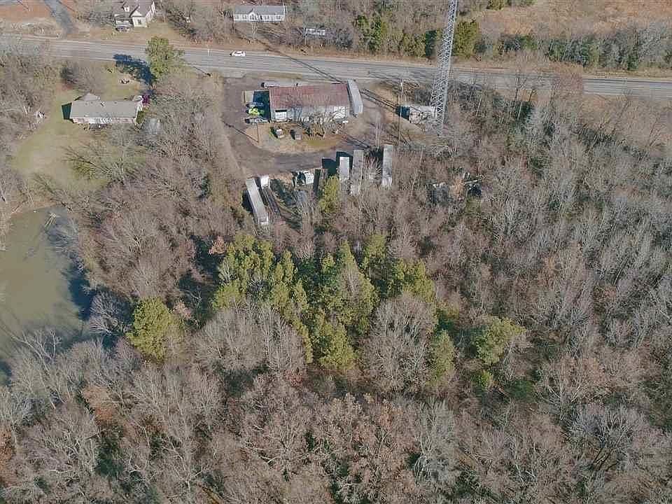 1st image of 5200 E 64th Hwy