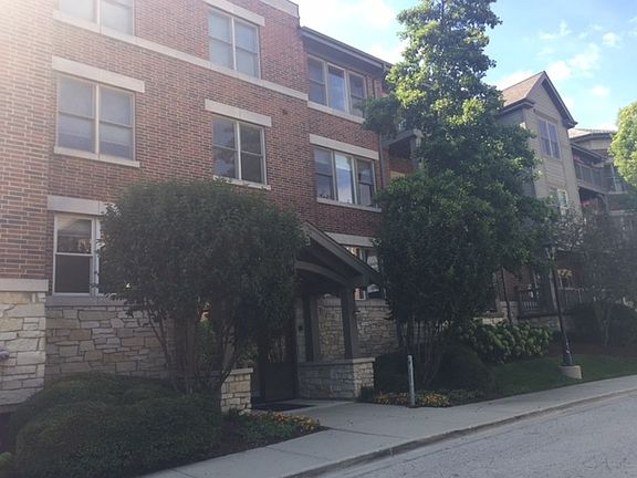 2nd image of 267 E Railroad Ave Unit 101