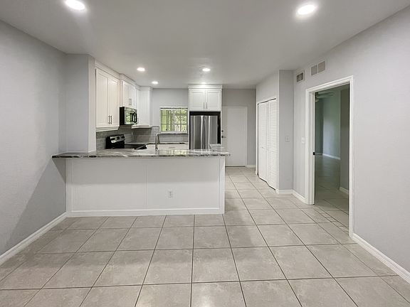5th image of 8407 Bernwood Cove Loop #17433245