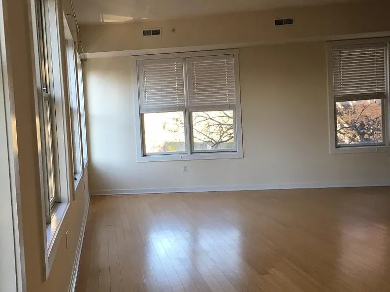 2146 E Susquehanna Ave #2 — Photo 7