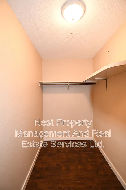 2 bed, 1.0 bath, $1,495 — Photo 4