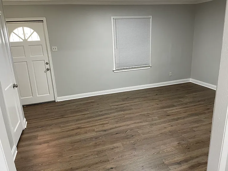 890 Baltic St — Photo 5