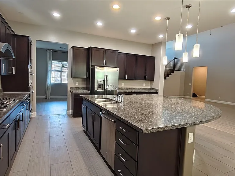 2868 Josephine Dr — Photo 17