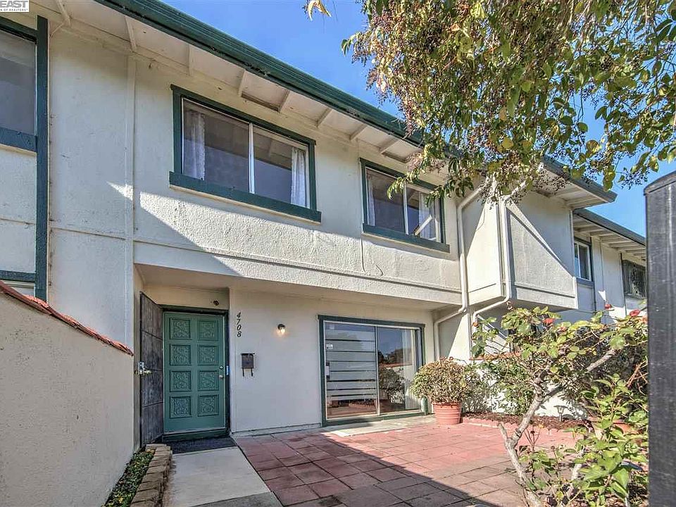 1st image of 4708 Valencia Way
