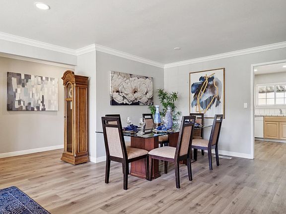 5th image of 2411 Greengate Dr