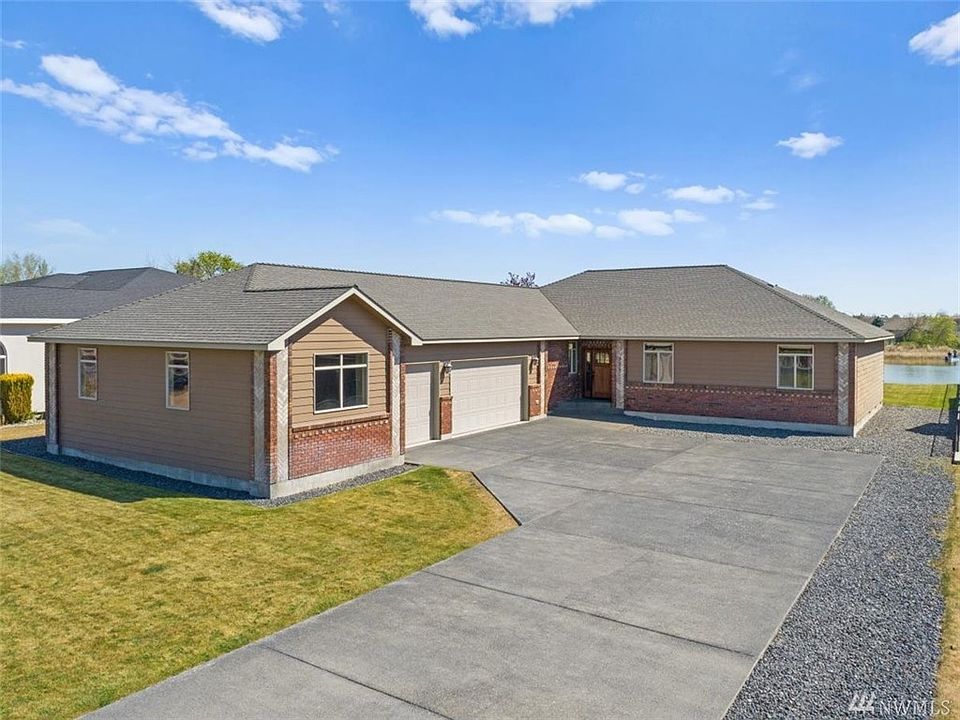 Welcome to this well-maintained home in the sought-after Laguna neighborhood.  