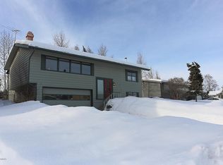 3840 Crosson Cir, Anchorage, AK 99517