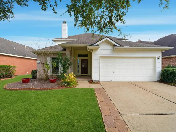 1614 Roaring Springs Ln, Seabrook, TX 77586