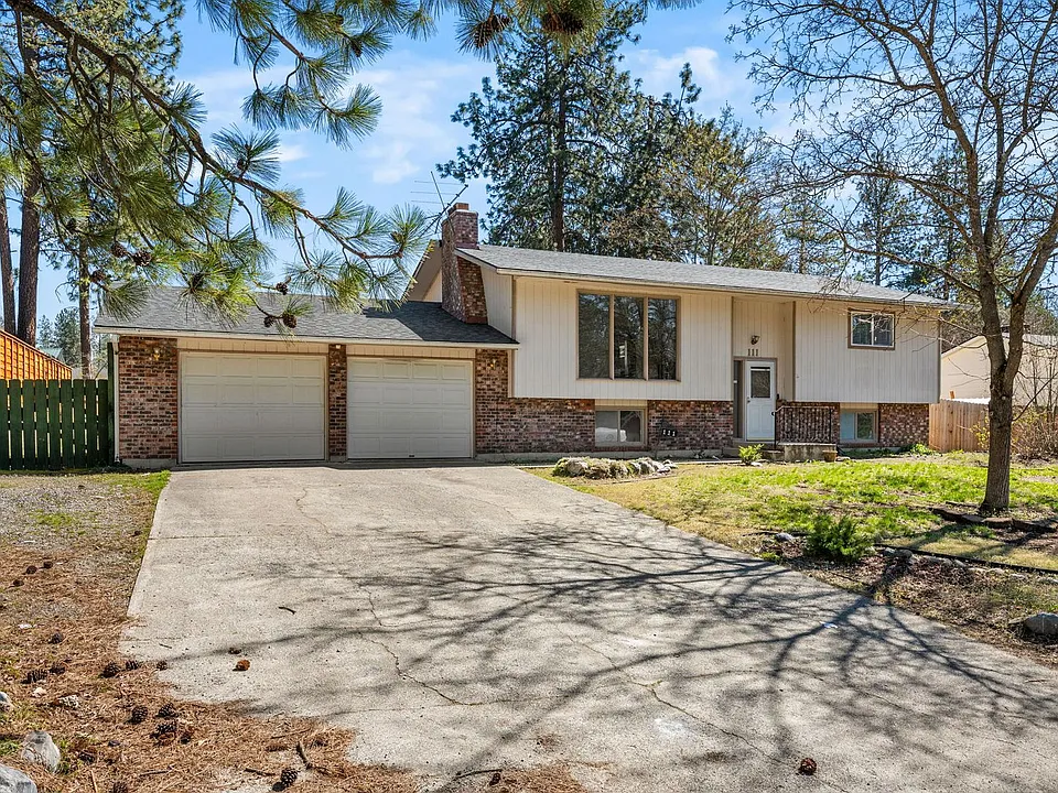111 S Ridgewood Dr